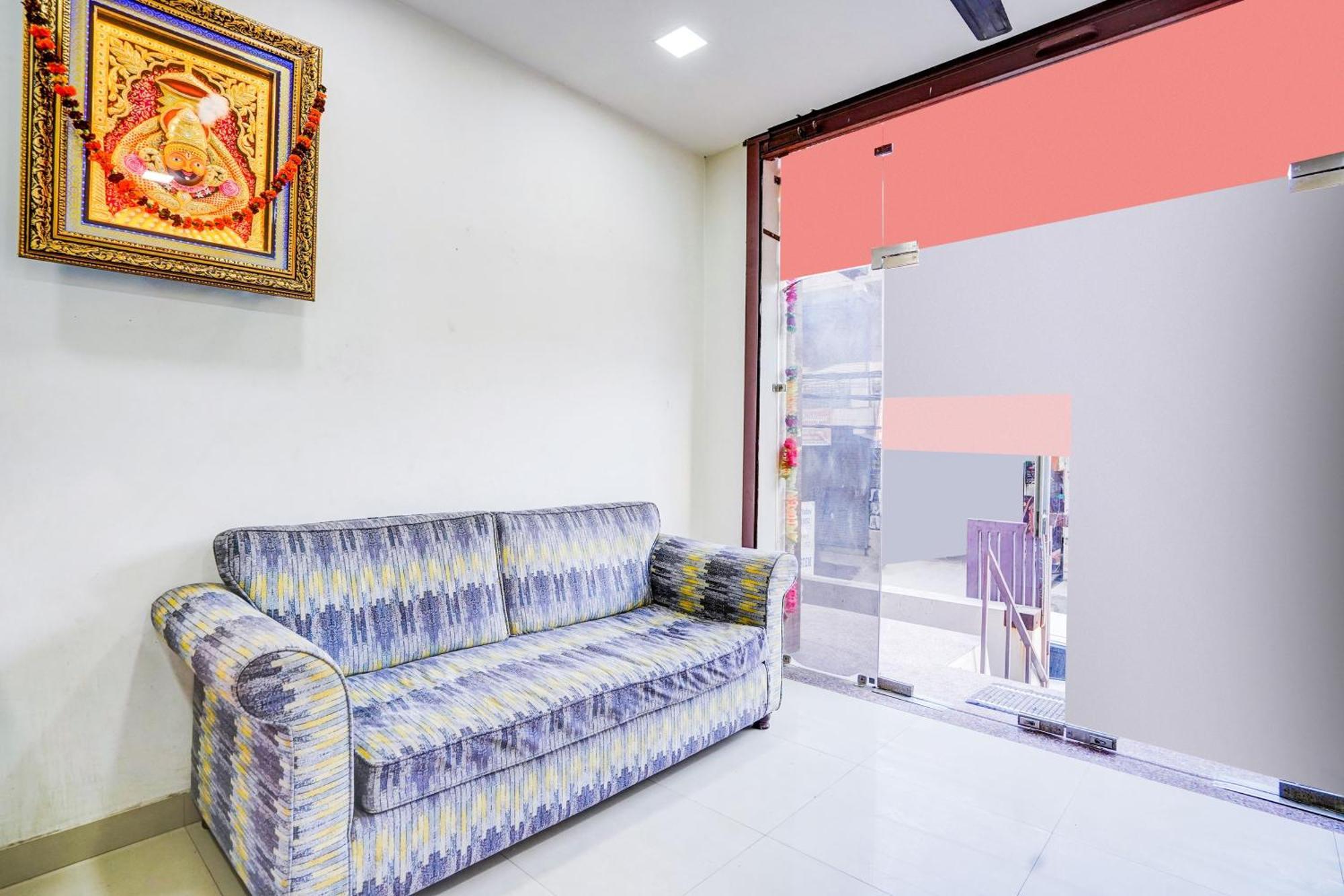 Super Collection O Sector 104 Noida Hotell Exteriör bild